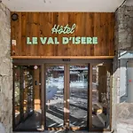 & Le 3* Val-dʼIsère