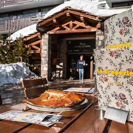 & Le 3* Val-dʼIsère